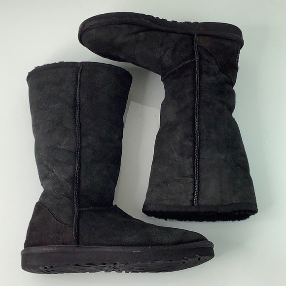 UGG Classic tall black leather boot size 7 EUC - Picture 9 of 15